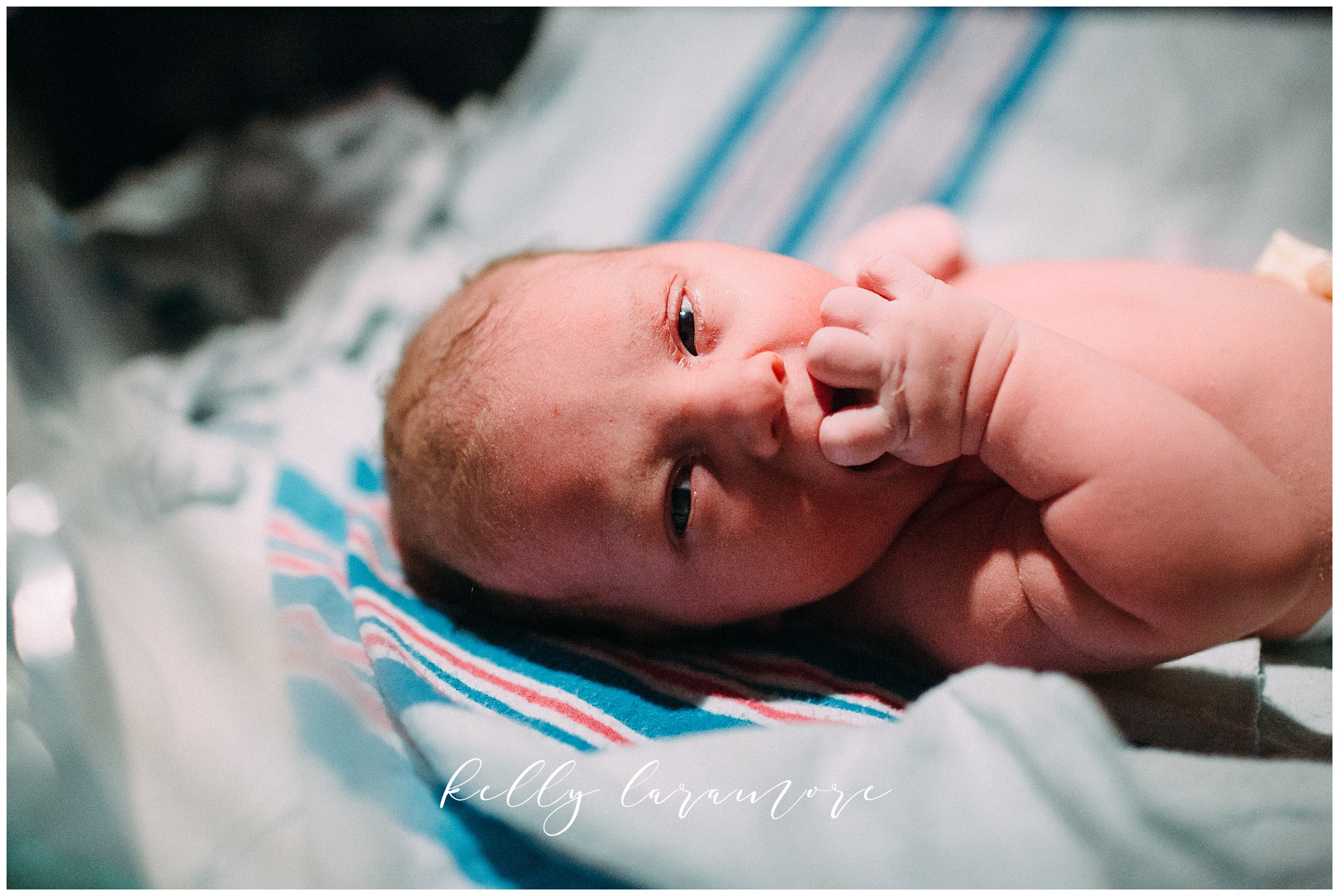 st louis birth story photographer, st louis family photographer, missouri baptist birth center birth, delivery room, baby eyes