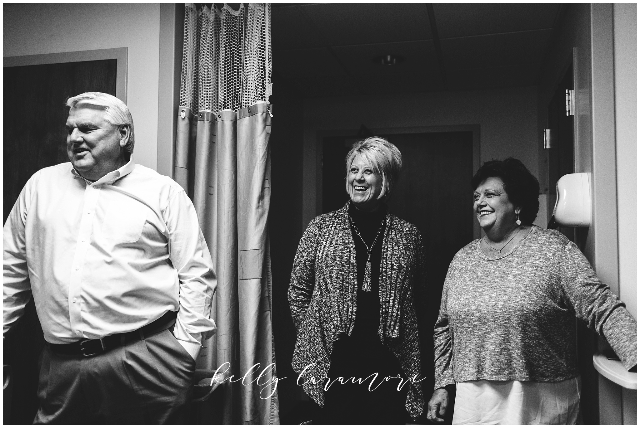 st louis birth story photographer, st louis family photographer, missouri baptist birth center-birth, delivery room, excited grandparents