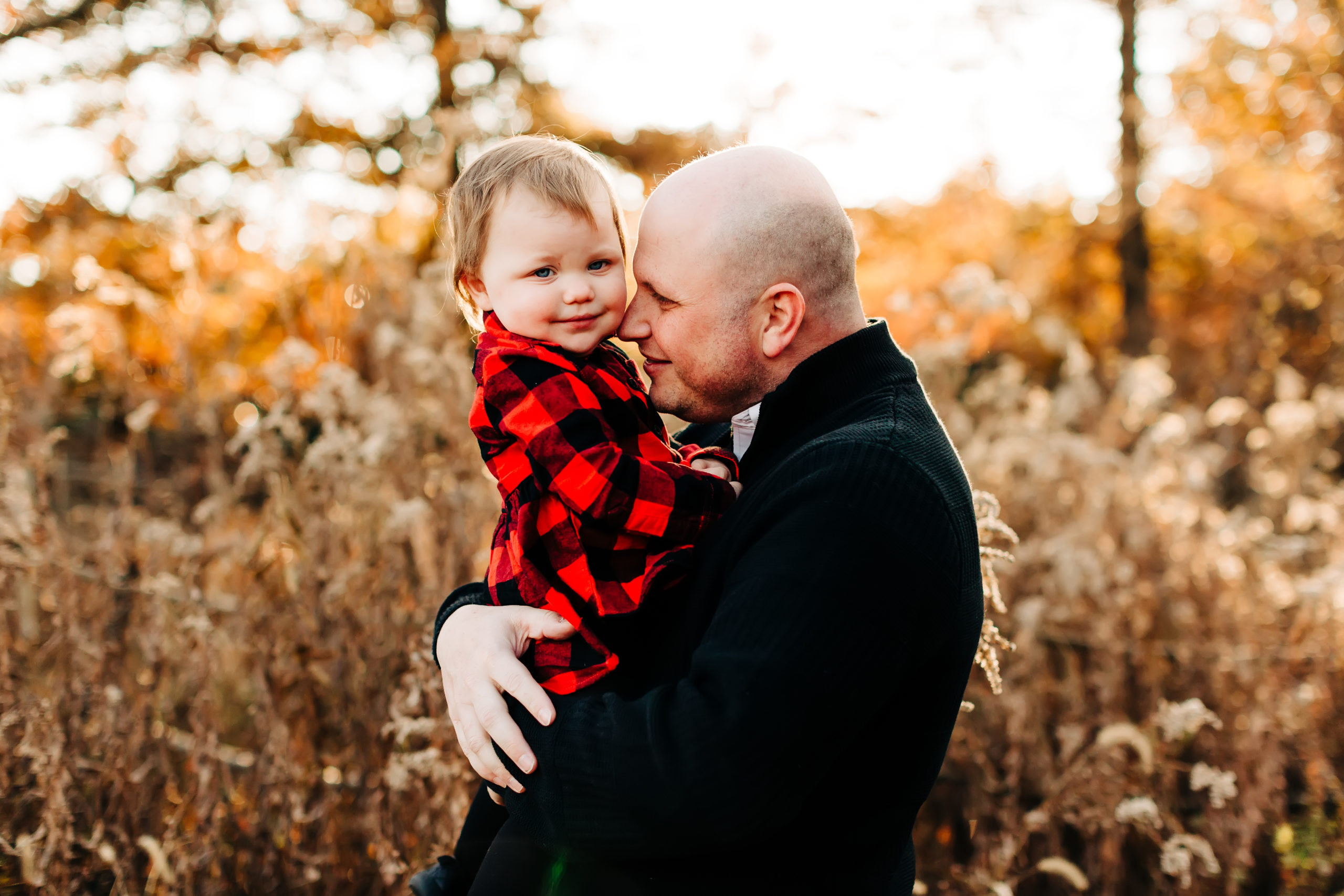 fall toddler outfit, sunset session with baby, sunset family session, smiling baby, smiling dad